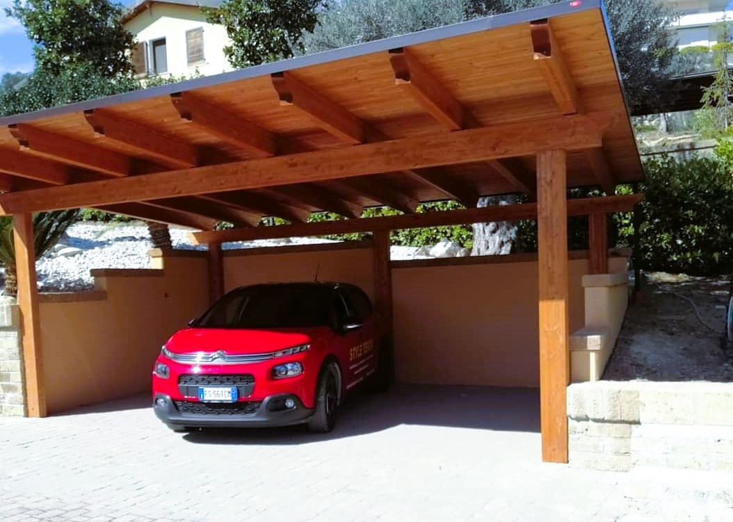 Carport in legno per auto